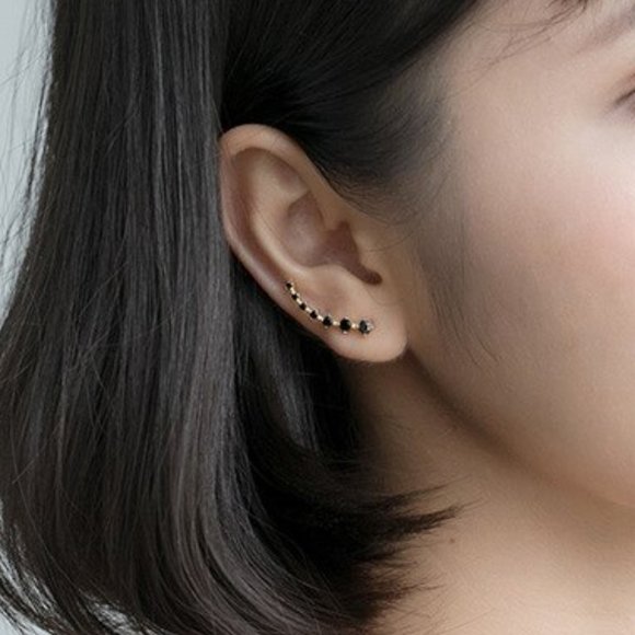 14K Gold Black Zirconia Stone earrings - Picture 4 of 11